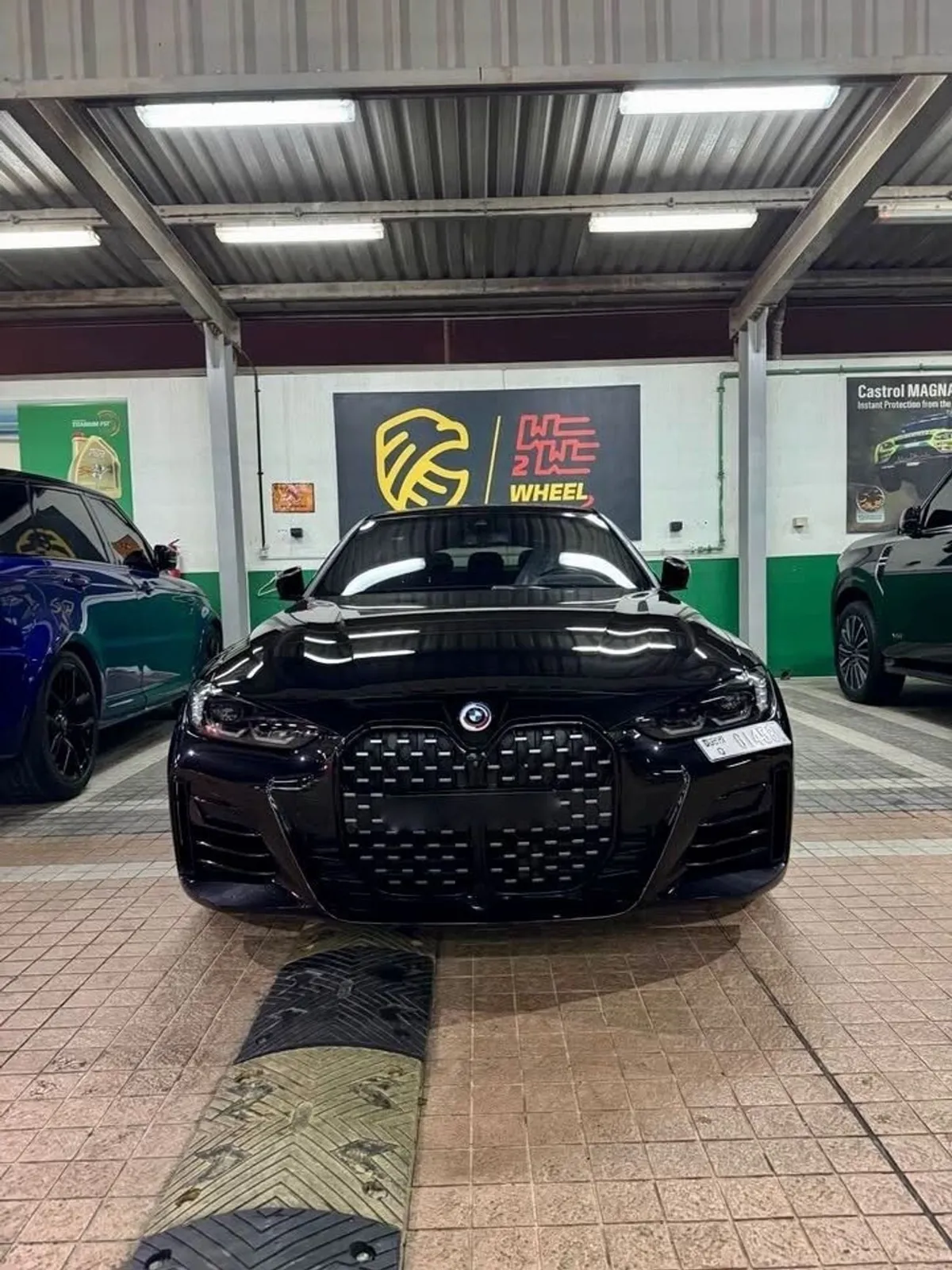 BMW 440i - фото 1