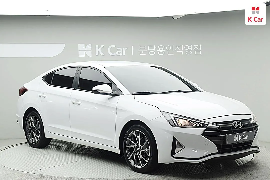Hyundai 아반떼 - фото 1