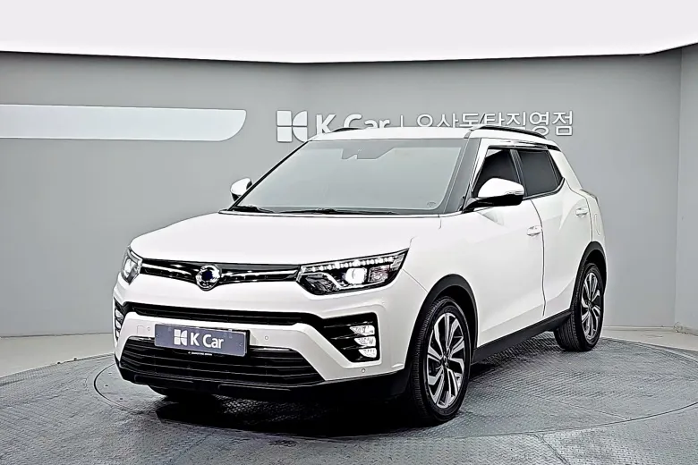 KG Mobility 티볼리 - фото 1