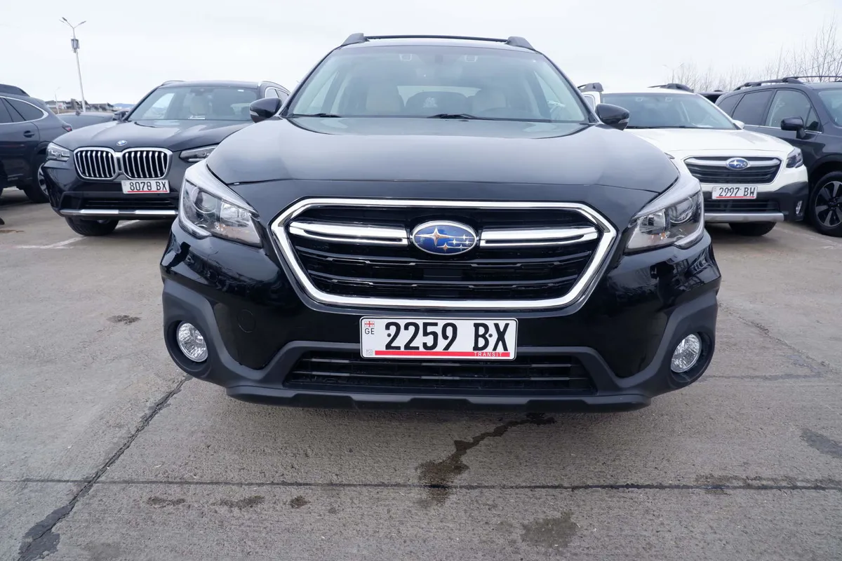 Subaru Outback - фото 1